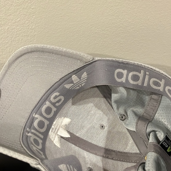 Adidas Hat - Picture 3 of 4